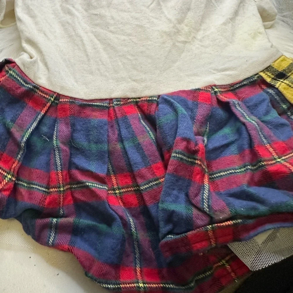🩷5/$10 Pet Plaid Skirt with Cream Top